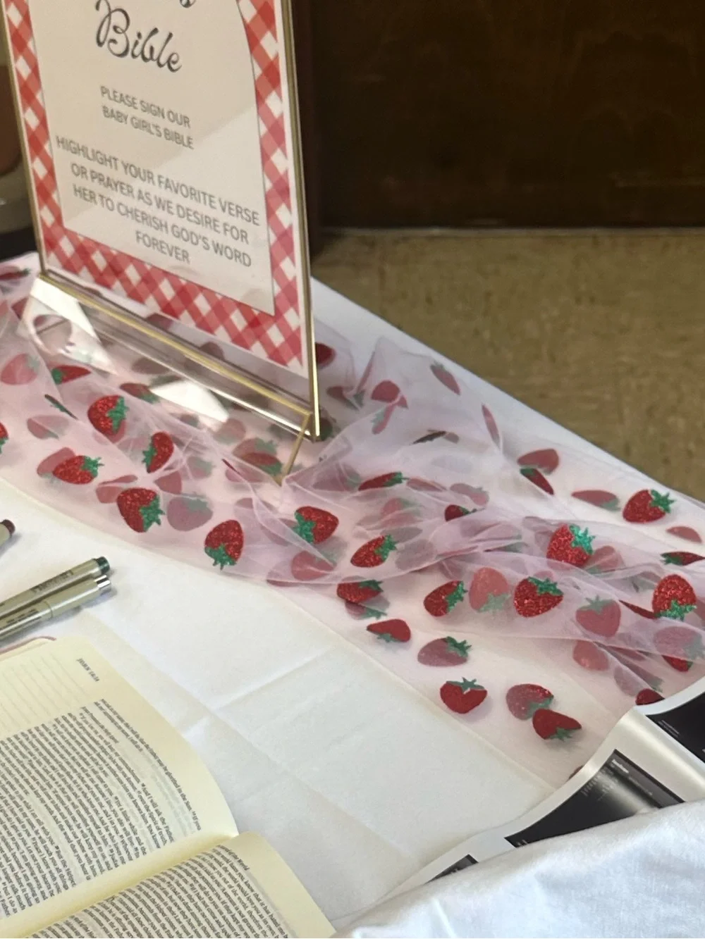 4 Strawberry Print Sparkly Tulle Table Runner